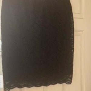 Pencil skirt - black lace